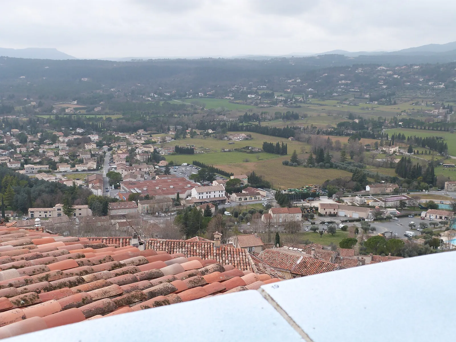 Vue sur le Pays de Fayence depuis la tour de l'Horloge
